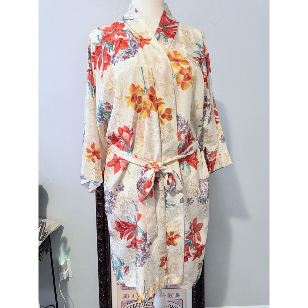 Expressions By California Dynasty Floral Women’s Satin Robe XS/S